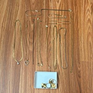 Gold-Tone Women's Heart Pendant and Chain Necklace Set